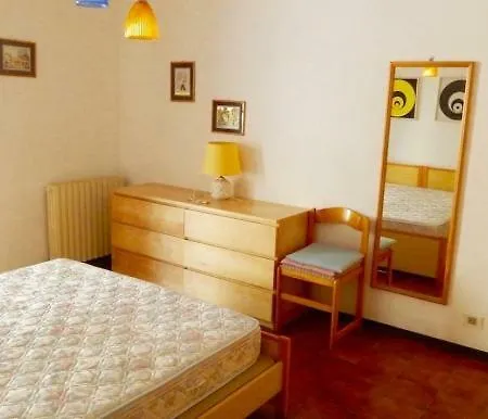 N104 - Numana, Ampio Trilocale Con Giardino E Doppi Servizi