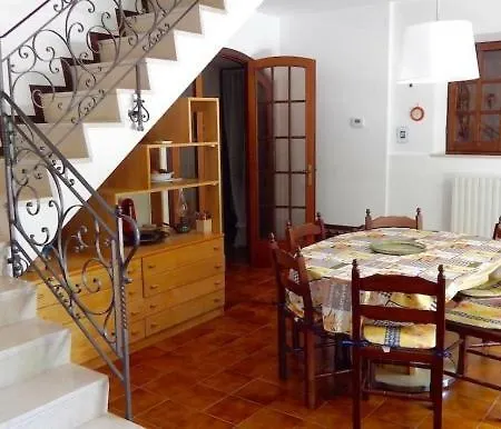 N104 - Numana, Ampio Trilocale Con Giardino E Doppi Servizi *
