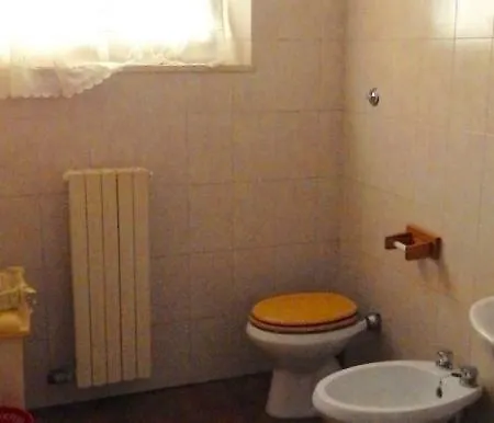 N104 - Numana, Ampio Trilocale Con Giardino E Doppi Servizi *